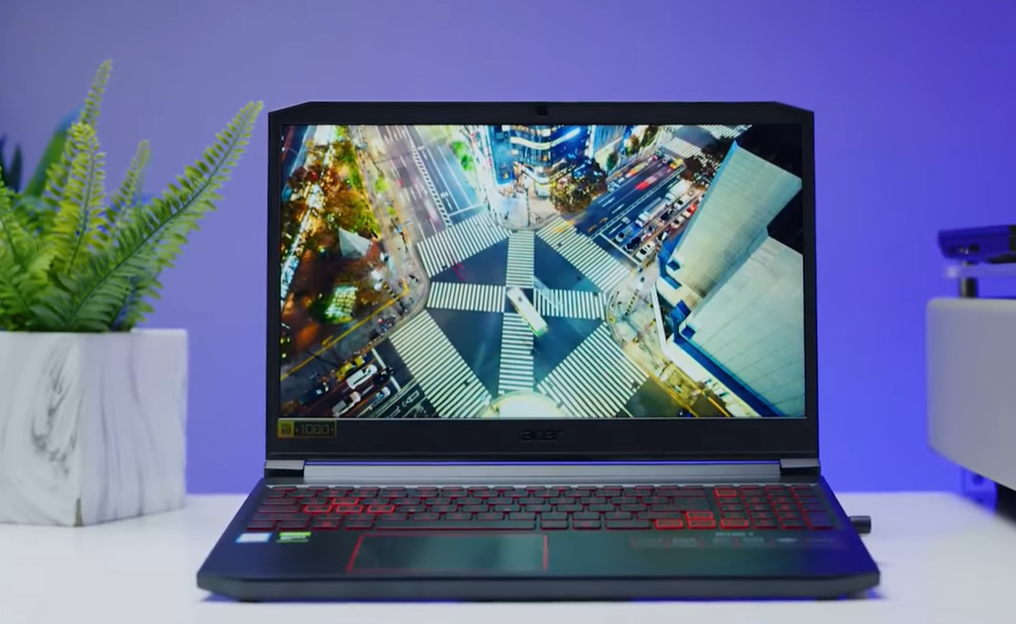 Best gaming laptops under 200k in Pakistan